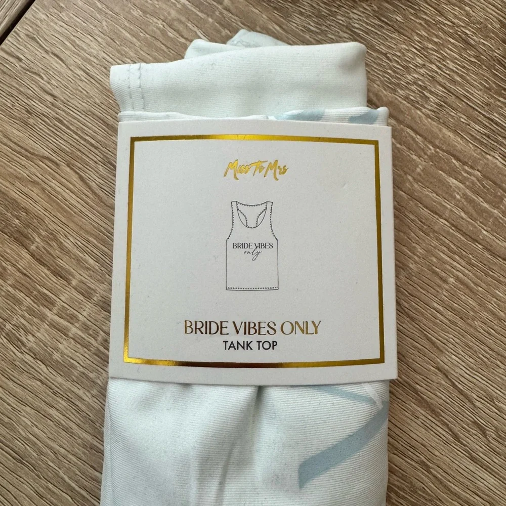 NWT Miss To Mrs Bride & Wifey Hat‎ & Tank Top Bundle Medium